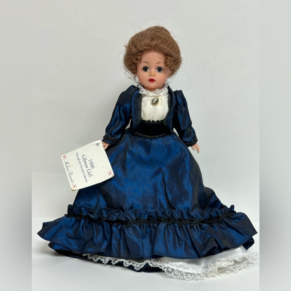 Madame Alexander Limited Edition Doll: 1900 Gibson Girl